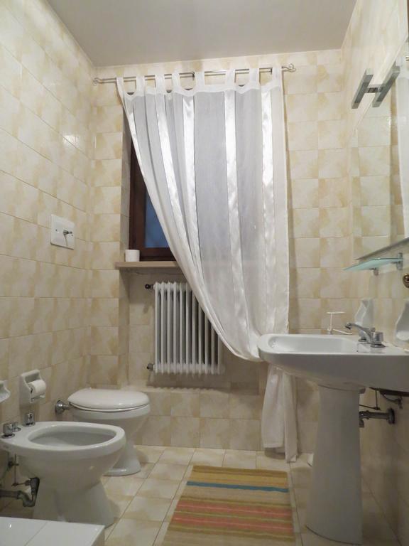 Residence Liana Albisano Тори дел Бенако Екстериор снимка